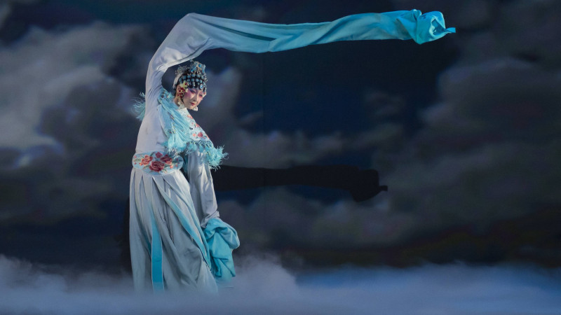 Yabin Studio: The Moon Opera